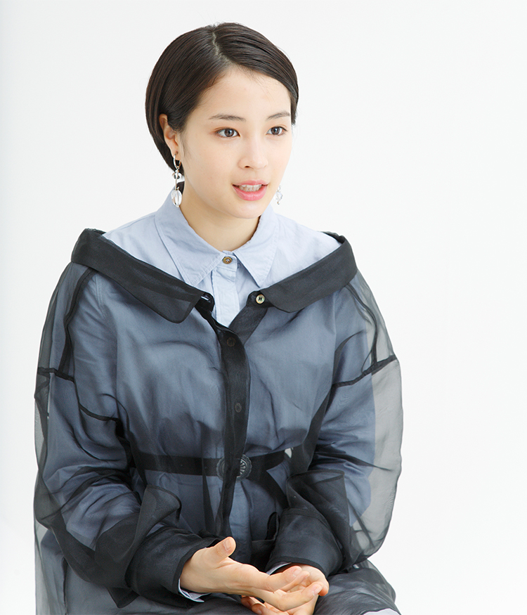 女優 広瀬すずさんが語る“ちはやふる”な演技者としての佇まい | ライフ