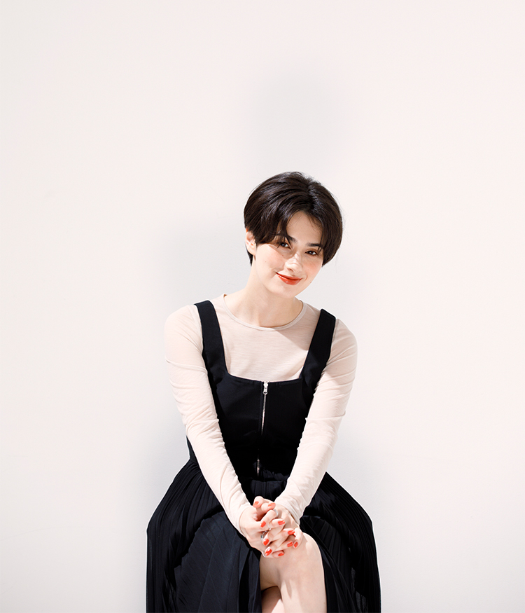 タレント キャスター ホラン千秋さん つねにいまがピーク という生き方 ライフフィールドマガジン 明治安田生命