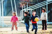 「教え子の子どもたち」