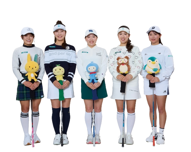 左から小倉 彩愛選手、鶴岡 果恋選手、勝 みなみ選手、天本 ハルカ選手、伊藤 愛華選手